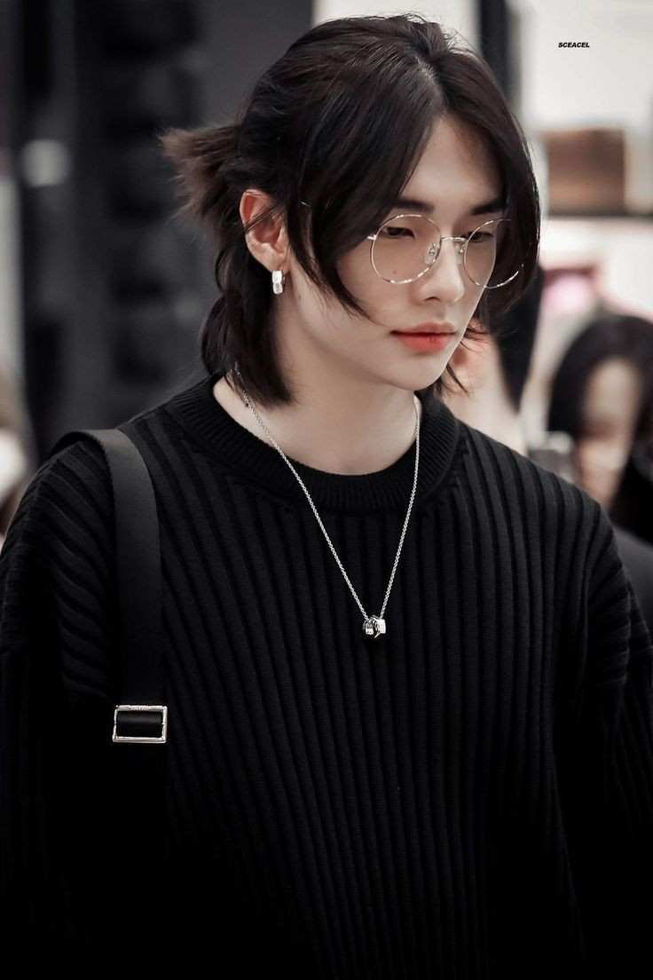 Hwang Hyunjin Biography Age Height And Birthday KDramaHeaven