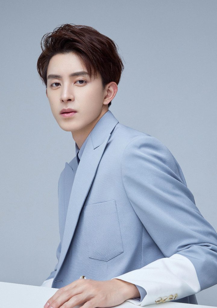 Ao Ruipeng As Fan Yue / Jing Yuan