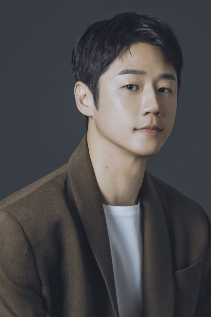 Jung Jun-won as Kwon Tae-seong